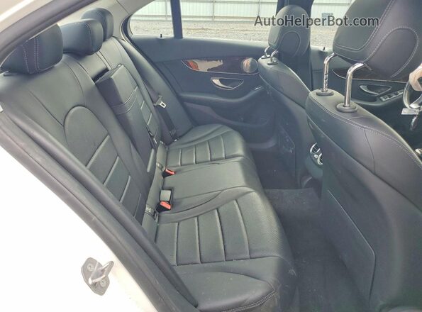 55SWF4KB3HU219903 2017 MERCEDES-BENZ C White Հետևի նստատեղերի տեսք
