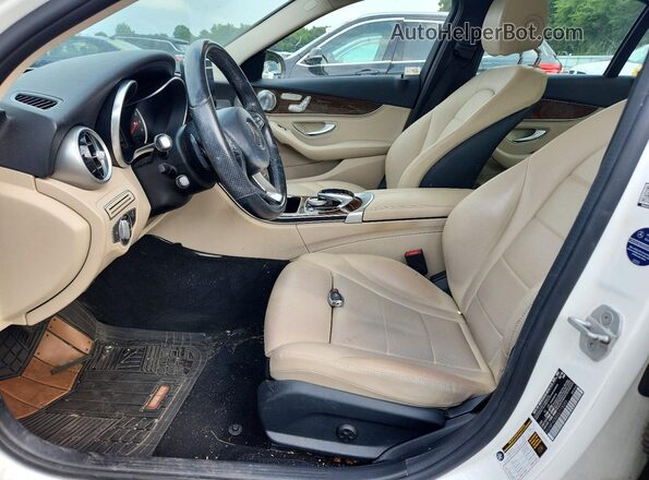 55SWF4KB5GU115055 2016 MERCEDES-BENZ C White Vista interior delantera