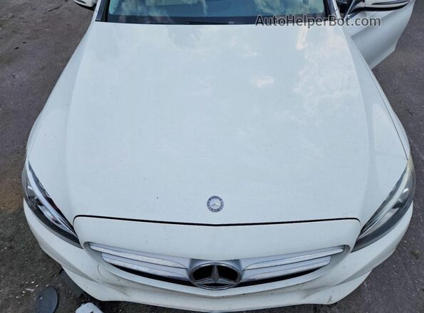 55SWF4KB5GU115055 2016 MERCEDES-BENZ C White Vista interior trasera