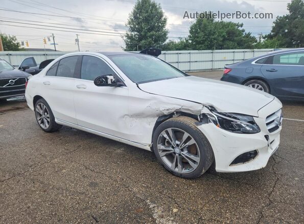 55SWF4KB5GU146659 2016 MERCEDES-BENZ C White Передня права чверть