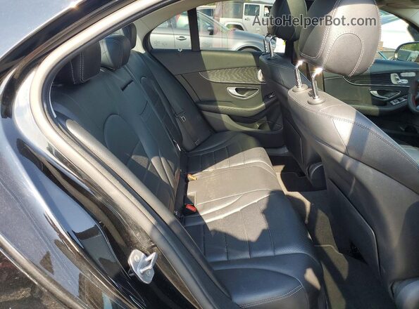 55SWF4KB5HU186001 2017 MERCEDES-BENZ C Black Widok tylnych siedzeń