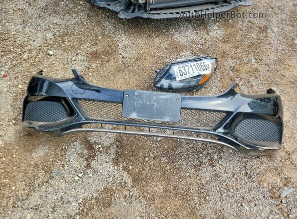 55SWF4KB5HU224939 2017 MERCEDES-BENZ C Black Vista del compartimento del motor