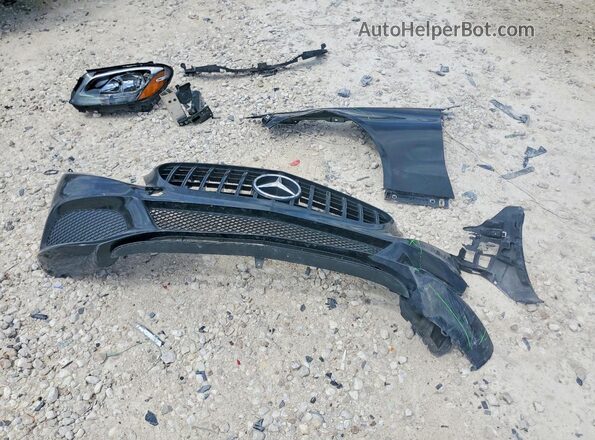 55SWF4KB5JU279610 2018 MERCEDES-BENZ C Black Engine compartment view