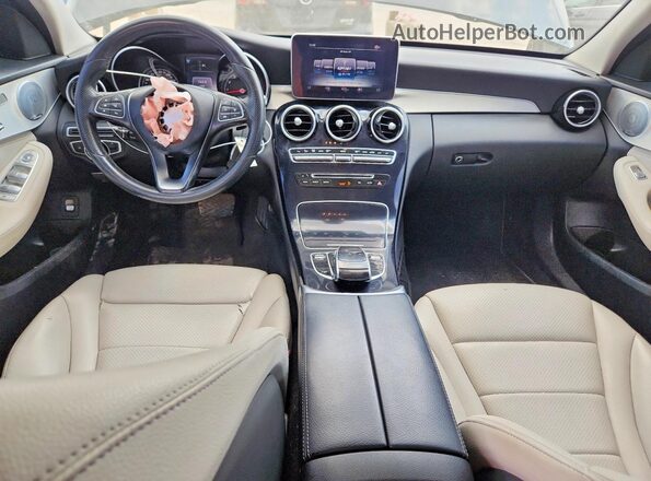 55SWF4KB6GU114111 2016 MERCEDES-BENZ C Gray Dashboard view