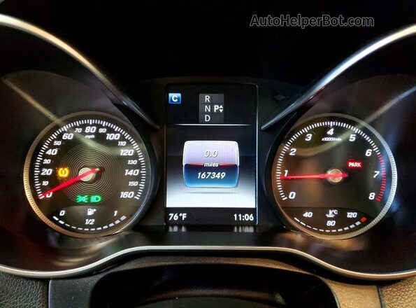55SWF4KB6GU144404 2016 MERCEDES-BENZ C Black Widok zestawu wskaźników