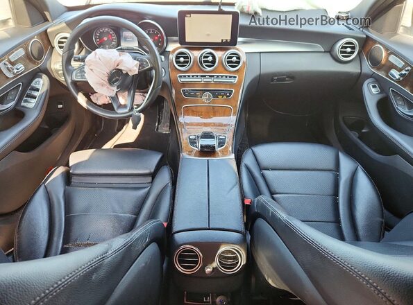 55SWF4KB6HU218650 2017 MERCEDES-BENZ C White Вид панелі приладів