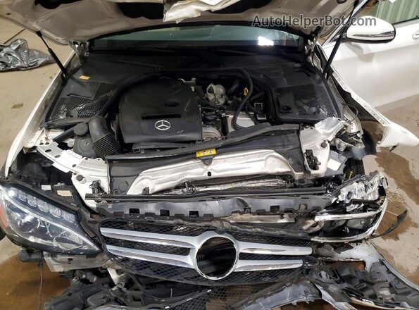 55SWF4KB7GU103442 2016 MERCEDES-BENZ C White Widok wnętrza z tyłu