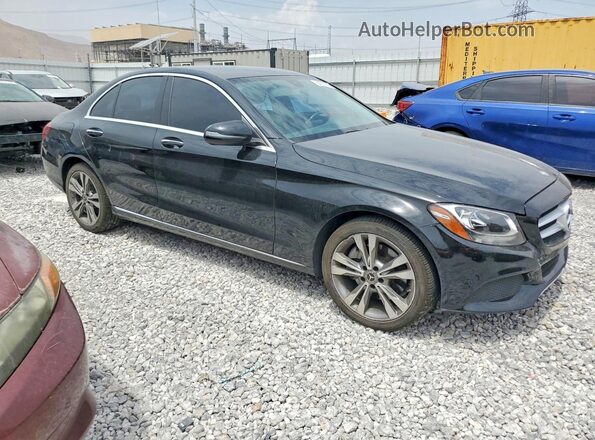55SWF4KB7HU222657 2017 MERCEDES-BENZ C Black Front right