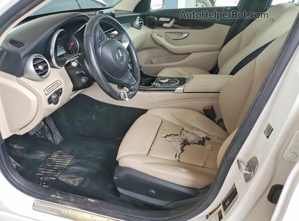 55SWF4KB7HU231908 2017 MERCEDES-BENZ C White Vista interior delantera