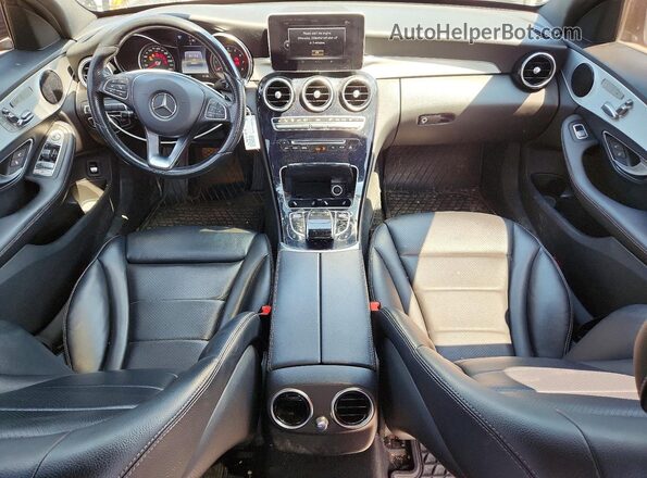 55SWF4KB8HU202028 2017 MERCEDES-BENZ C Blue Widok deski rozdzielczej