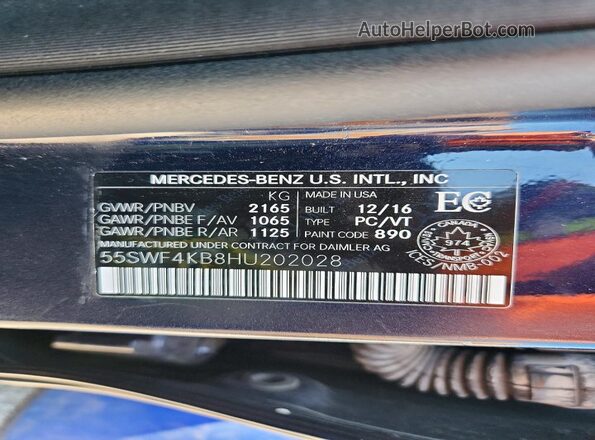 55SWF4KB8HU202028 2017 MERCEDES-BENZ C Blue Widok komory silnika