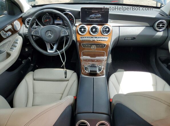 55SWF4KB8HU221341 2017 MERCEDES-BENZ C Black Vista del salpicadero