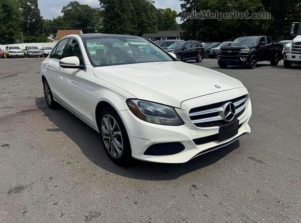 55SWF4KB8HU221677 2017 MERCEDES-BENZ C White Передня права чверть
