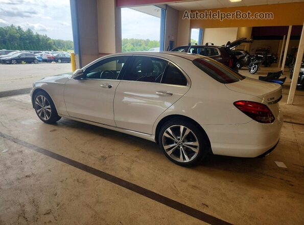 55SWF4KB8JU265085 2018 MERCEDES-BENZ C White Tył lewy
