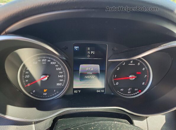 55SWF4KB9HU214916 2017 MERCEDES-BENZ C Gray ხელსაწყოთა პანელის ხედი