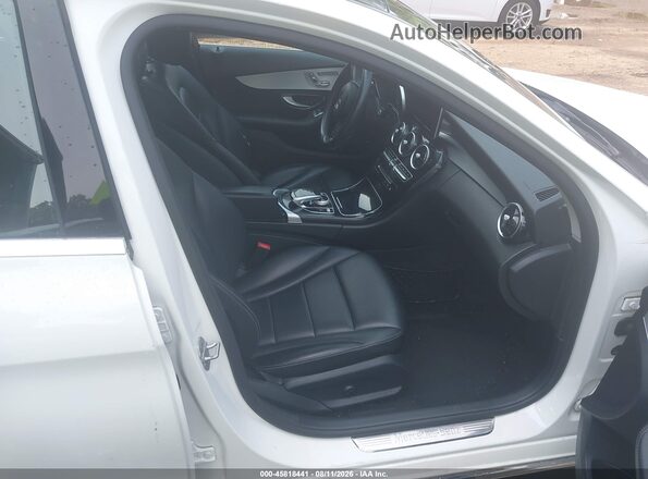 55SWF4KBXGU108098 2016 MERCEDES-BENZ C-CLASS Белый Вид салона спереди