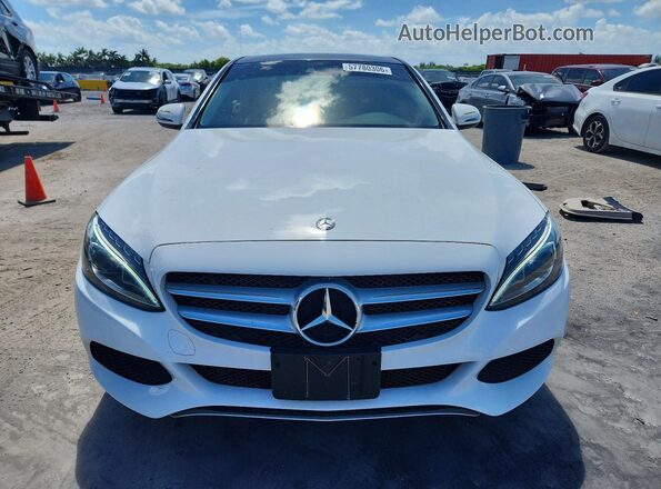 55SWF4KBXGU141974 2016 MERCEDES-BENZ C White Vista frontal