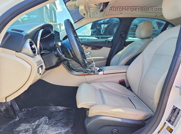 55SWF4KBXGU141974 2016 MERCEDES-BENZ C White Vista interior delantera