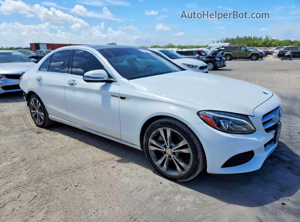 55SWF4KBXGU141974 2016 MERCEDES-BENZ C White Delantero derecho