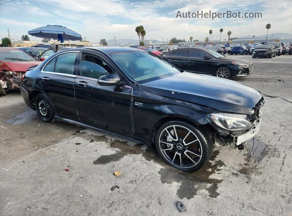 55SWF6EB3HU195819 2017 MERCEDES-BENZ C Black 