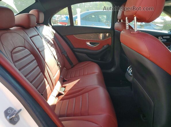 55SWF6EB3HU217009 2017 MERCEDES-BENZ C White Vista de los asientos traseros