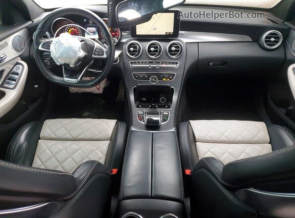 55SWF6EB5HU209557 2017 MERCEDES-BENZ C Gray Dashboard view