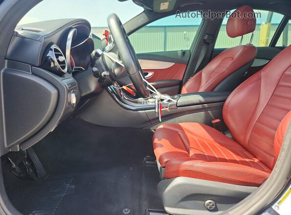 55SWF6EB7JU242971 2018 MERCEDES-BENZ C Черный Вид салона спереди