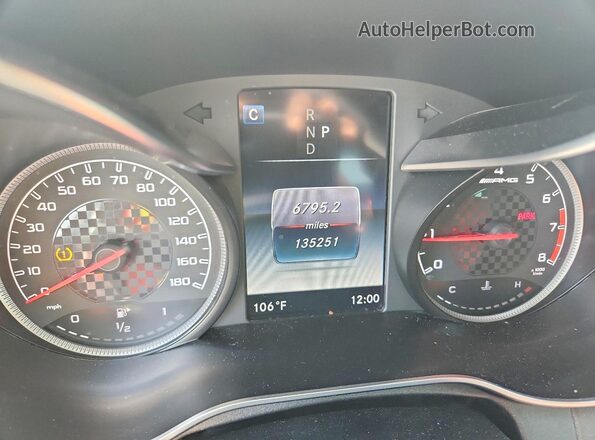 55SWF6EB7JU242971 2018 MERCEDES-BENZ C Черный Вид щитка приборов