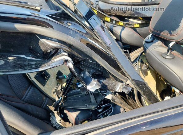 55SWF6EB9JU259495 2018 MERCEDES-BENZ C Black Vista de los asientos traseros