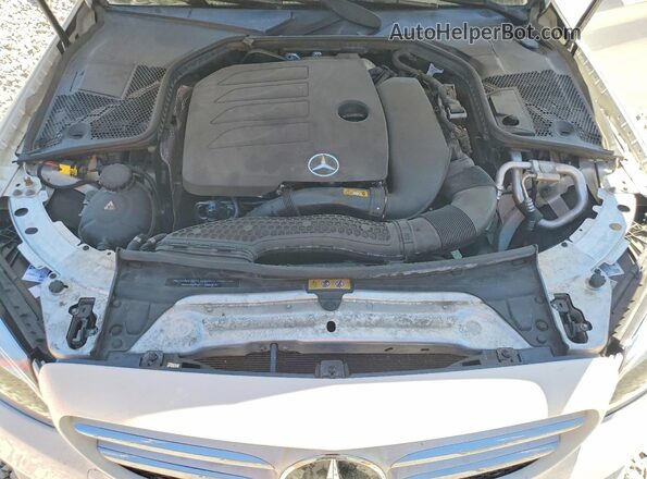 55SWF8DB2KU285578 2019 MERCEDES-BENZ C White Вид задньої частини салону