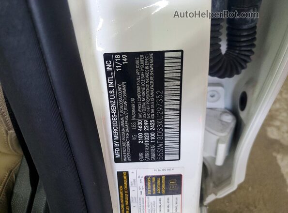 55SWF8DB3KU297352 2019 MERCEDES-BENZ C White Widok komory silnika