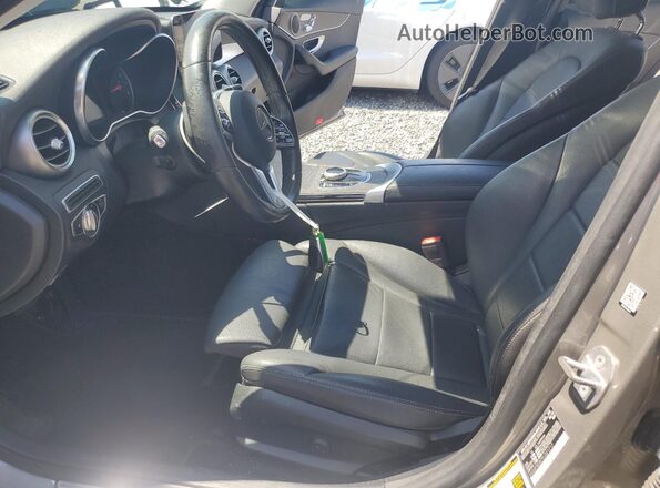 55SWF8DB7KU321717 2019 MERCEDES-BENZ C Gray Front interior view