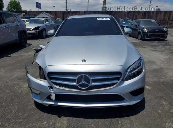 55SWF8DBXKU289524 2019 MERCEDES-BENZ C Silver Widok z przodu