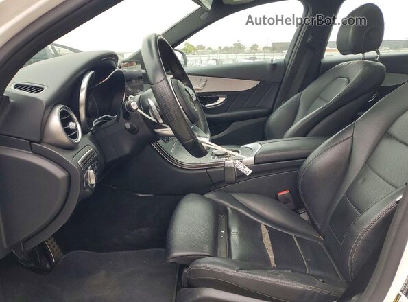 55SWF8DBXKU294271 2019 MERCEDES-BENZ C White Vista interior delantera