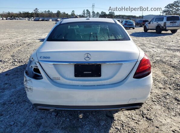 55SWF8DBXKU297669 2019 MERCEDES-BENZ C White Rear view