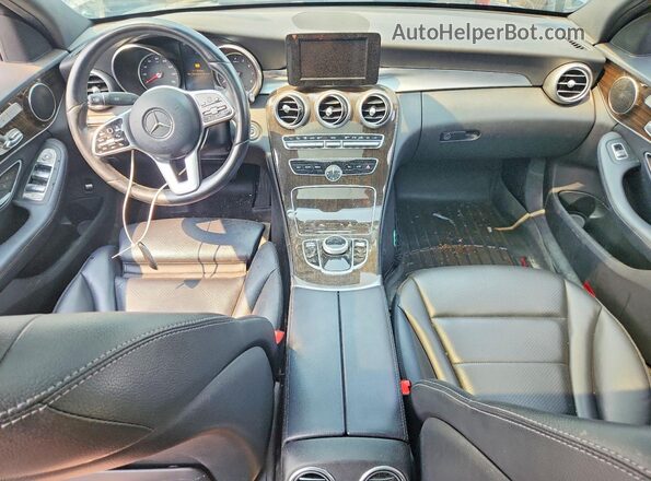 55SWF8EB6KU301974 2019 MERCEDES-BENZ C Серый Вид панели приборов