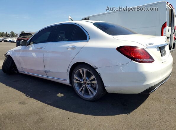 55SWF8EB8KU286264 2019 MERCEDES-BENZ C White Trasero izquierdo