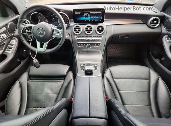 55SWF8EB9KU317635 2019 MERCEDES-BENZ C Blue Вид панелі приладів