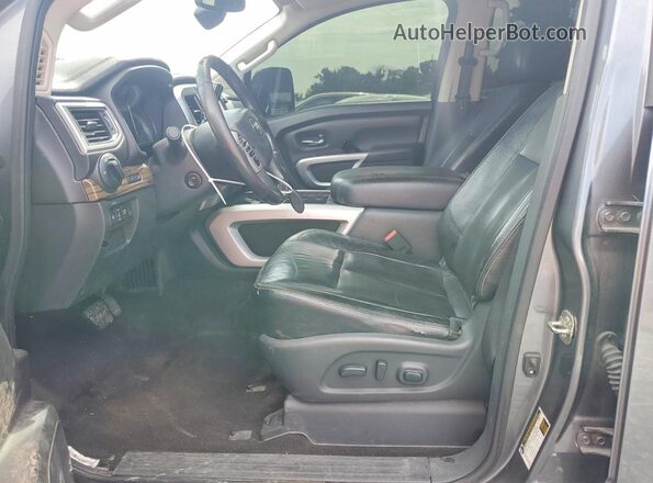 1N6BA1F24HN509508 2017 NISSAN TITAN Gray Vista del salpicadero