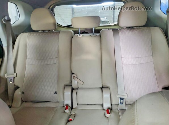 5N1AT2MV5JC791442 2018 NISSAN ROGUE White Vista interior trasera