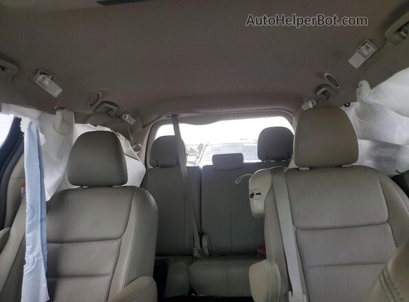 5TDYZ3DC3HS793205 2017 TOYOTA SIENNA White Սալոնի հետևի տեսք