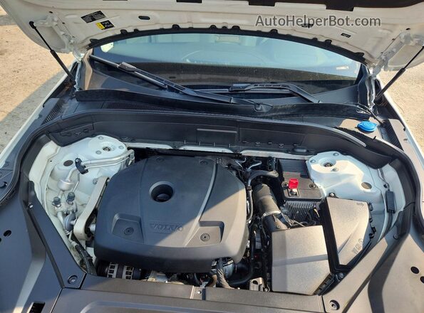 YV4102PK1N1836700 2022 VOLVO XC90 White VIN կոդի պիտակի տեսք