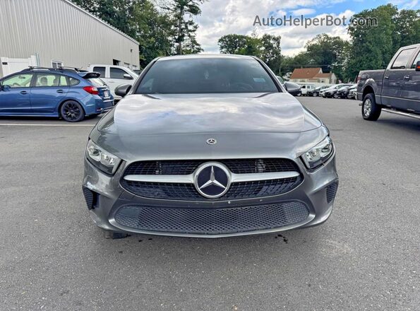 W1K3G4FB0MJ312642 2021 MERCEDES-BENZ A Charcoal Widok wnętrza z przodu