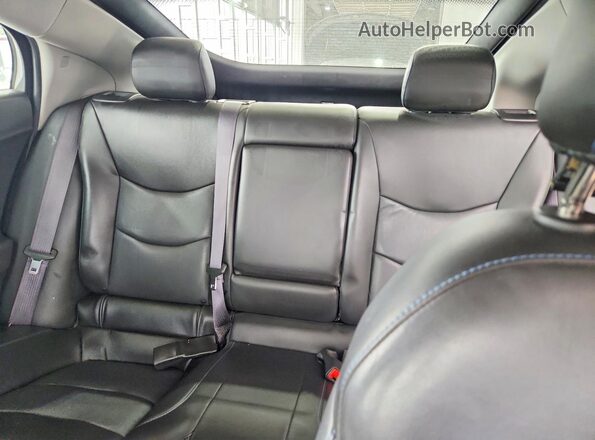 1G1RB6S51HU100067 2017 CHEVROLET VOLT Черный Вид задней части салона