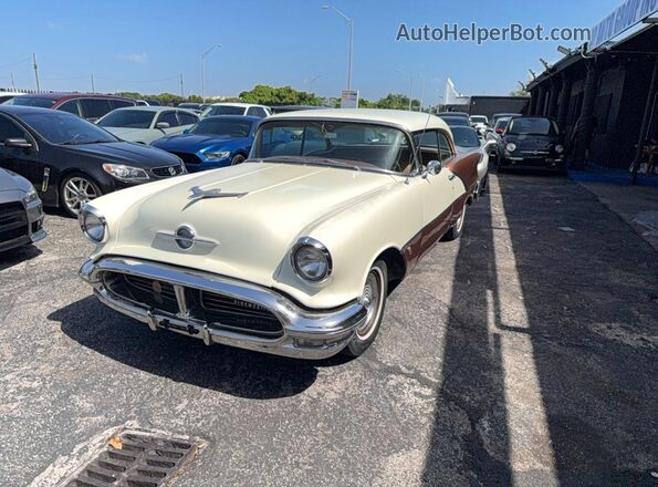 567C19821 1956 OLDSMOBILE ROCKET Двухцветный Задняя левая четверть