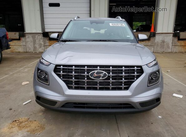 KMHRC8A3XTU479672 2026 HYUNDAI VENUE Silver Widok z tyłu
