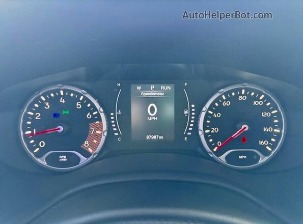 ZACNJAAB2LPL15502 2020 JEEP RENEGADE Красный Вид задних сидений
