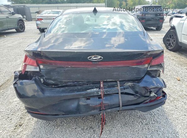 5NPLM4AG9PH095644 2023 HYUNDAI ELANTRA Черный Вид салона спереди