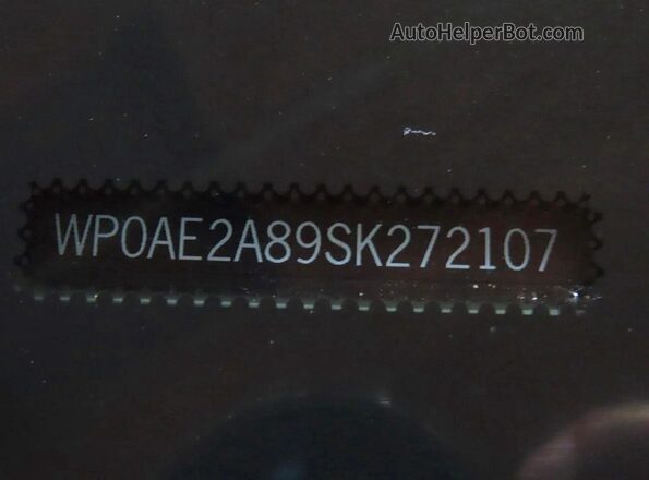 WP0AE2A89SK272107 2025 PORSCHE CAYMAN Красный Вид задней части салона