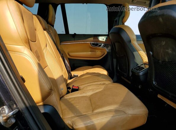 YV4A22PL2G1019113 2016 VOLVO XC90 Blue Vista del compartimento del motor